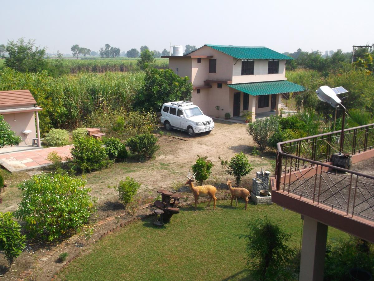 V Resorts Dudhwa Wilderness Camp Lakhimpur Exterior photo
